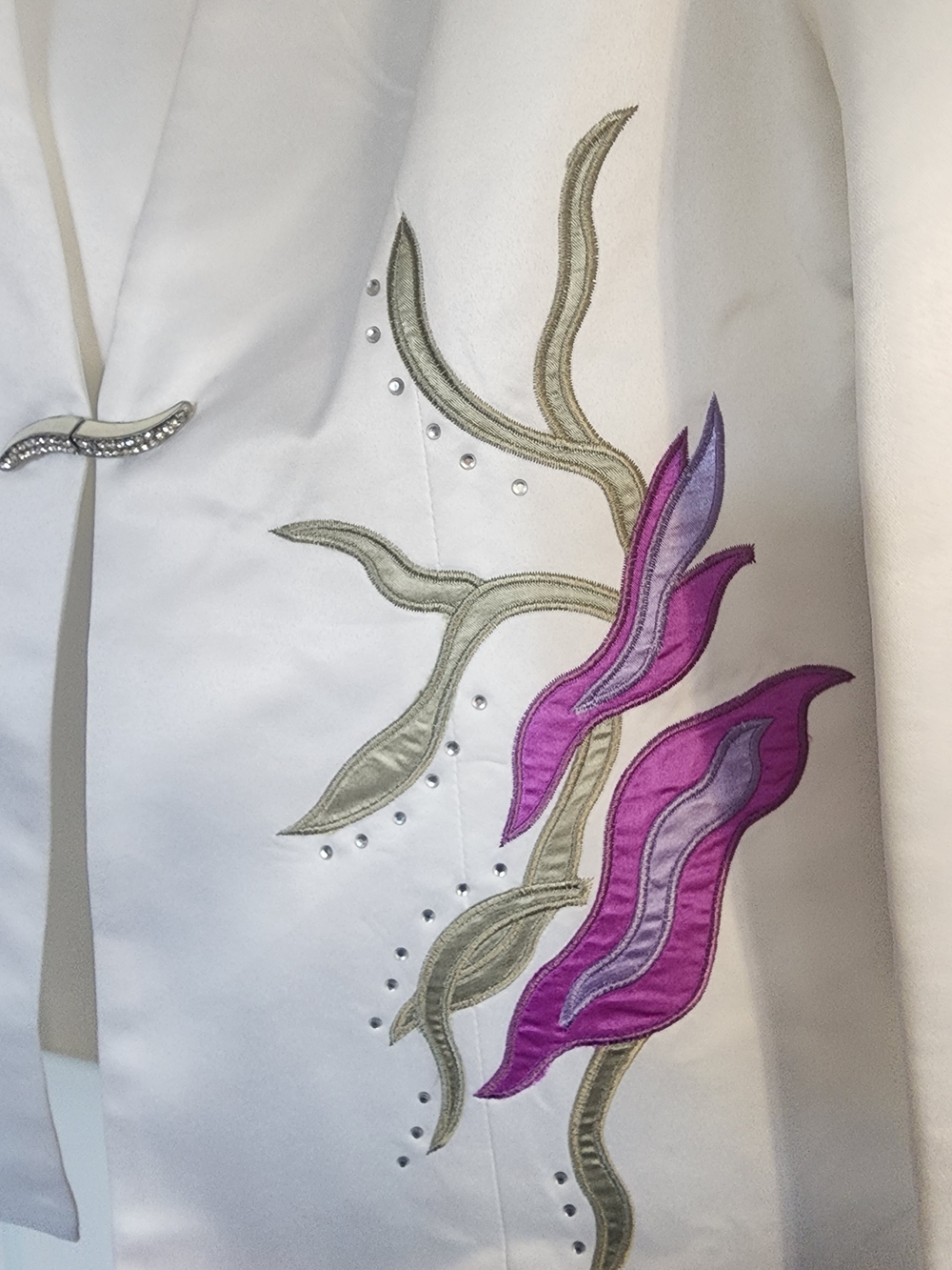 NWT ASHRO White Floral Embroidered Skirt Suit Size 14 - Picture 14 of 16